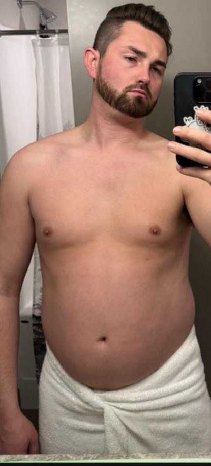 Dakota S. before starting coaching with HupsFit
